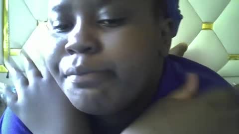 Snapshot of choclate_goddess chatting on May 5, 2026, 6:32 am Paula online show from May 5, 2026, 6:32 am