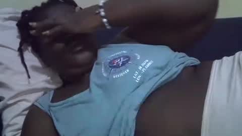 Snapshot of choclate_goddess chatting on June 14, 2026, 2:20 am Paula online show from June 14, 2026, 2:20 am