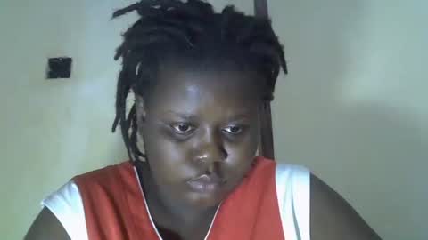 Snapshot of choclate_goddess chatting on June 17, 2026, 2:25 am Paula online show from June 17, 2026, 2:25 am
