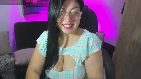 Snapshot of chocobunny_1 chatting on April 26, 2026, 3:32 pm chocobunny_1 online show from April 26, 2026, 3:32 pm