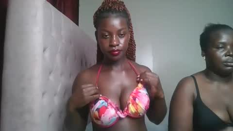 Snapshot of chocolate_iva chatting on September 11, 2025, 11:05 pm Iva online show from September 11, 2025, 11:05 pm