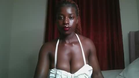 Snapshot of chocolate_iva chatting on September 16, 2025, 4:08 pm Iva online show from September 16, 2025, 4:08 pm