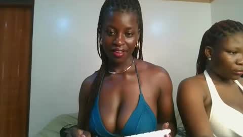 Snapshot of chocolate_iva chatting on October 11, 2025, 10:14 am Iva online show from October 11, 2025, 10:14 am