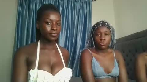 Snapshot of chocolate_iva chatting on November 4, 2025, 6:23 am Iva online show from November 4, 2025, 6:23 am