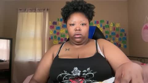 Snapshot of chocolatebunnyxx69 chatting on June 23, 2026, 5:44 pm Melina online show from June 23, 2026, 5:44 pm