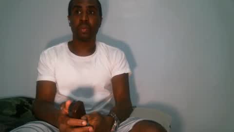 chocolatedolla online show from January 10, 2025, 3:18 am