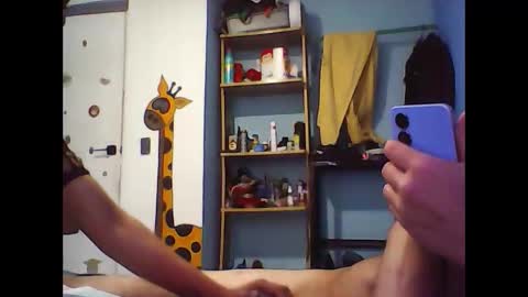 chocristal online show from March 9, 2026, 1:37 pm