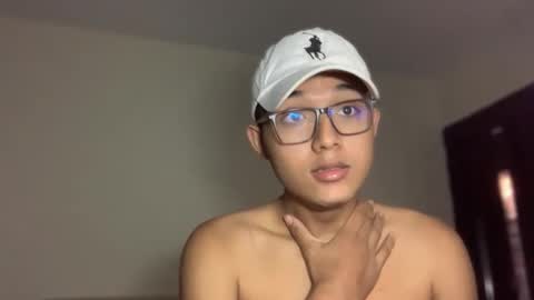 Chris online show from April 21, 2026, 12:44 pm