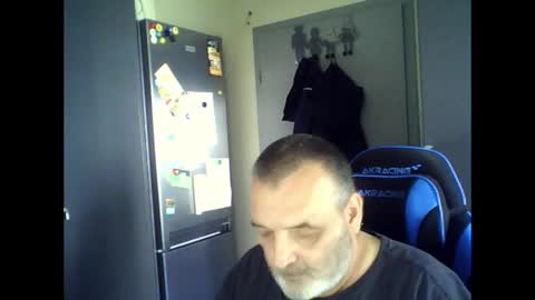 Snapshot of chris250268 chatting on June 6, 2026, 11:48 am Chris online show from June 6, 2026, 11:48 am