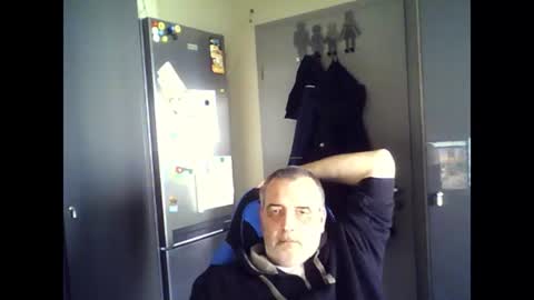 Snapshot of chris250268 chatting on June 13, 2026, 10:24 am Chris online show from June 13, 2026, 10:24 am