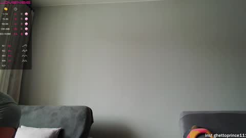 redhead thief of sausages and hearts online show from February 13, 2025, 10:02 am