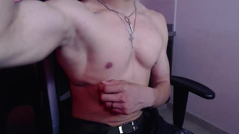 Snapshot of chris_evans27 chatting on November 6, 2025, 2:34 am Chris Evans online show from November 6, 2025, 2:34 am