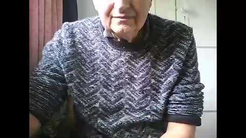 chrishornycocker online show from October 16, 2025, 11:22 am