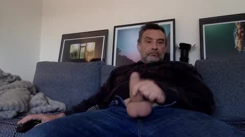 chrispanam13 online show from March 9, 2026, 12:31 pm