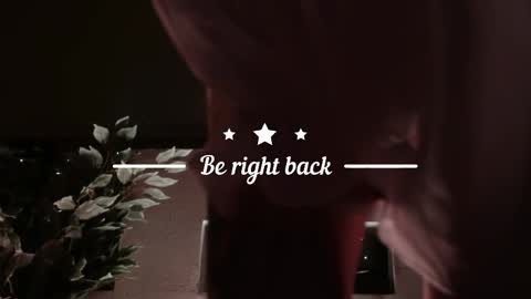 chriss_foxx online show from April 19, 2026, 3:33 pm