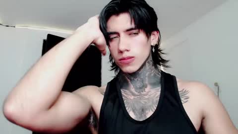 Snapshot of chriss_opp chatting on February 18, 2025, 5:42 pm CHRIS  INDEPENT MODEL online show from February 18, 2025, 5:42 pm