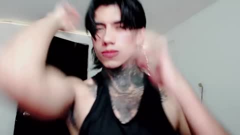 Snapshot of chriss_opp chatting on February 24, 2025, 11:30 pm CHRIS  INDEPENT MODEL online show from February 24, 2025, 11:30 pm