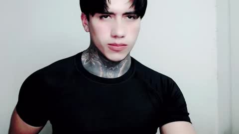 Snapshot of chriss_opp chatting on September 17, 2025, 4:19 pm CHRIS  INDEPENT MODEL online show from September 17, 2025, 4:19 pm