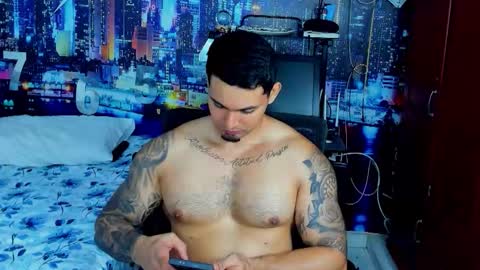 Chriss Stewart online show from October 3, 2025, 1:57 am