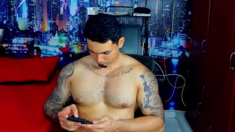 Chriss Stewart online show from October 8, 2025, 2:09 am