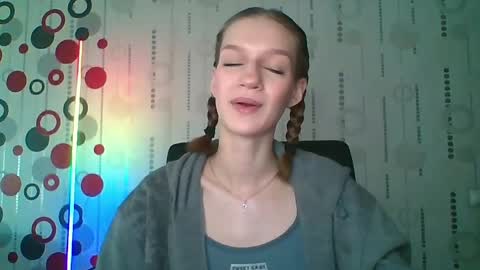 chrissy_joyful online show from April 16, 2026, 4:24 am