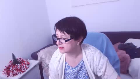 Christa online show from January 1, 2025, 10:24 pm