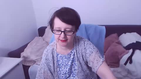 Christa online show from February 16, 2025, 7:27 pm