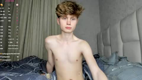 Snapshot of christian_di0r chatting on April 19, 2026, 6:10 pm Christian PVT open online show from April 19, 2026, 6:10 pm