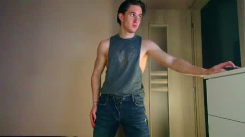Snapshot of christianlevine_ chatting on July 14, 2026, 3:11 am UPVOTE ME ------ ILL DO SOMETHING FOR FREE online show from July 14, 2026, 3:11 am