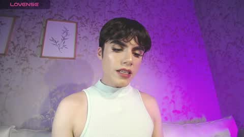 Snapshot of christianm_18 chatting on February 20, 2025, 5:44 am Chris online show from February 20, 2025, 5:44 am