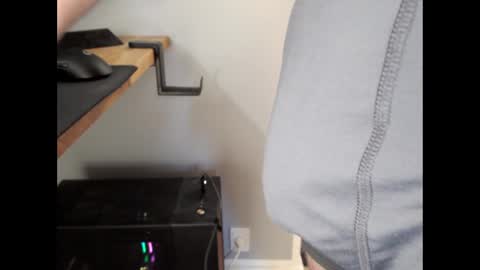 Chris online show from February 16, 2025, 1:38 pm