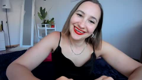 Snapshot of christina_rosse chatting on June 19, 2026, 5:06 pm christina rosse online show from June 19, 2026, 5:06 pm