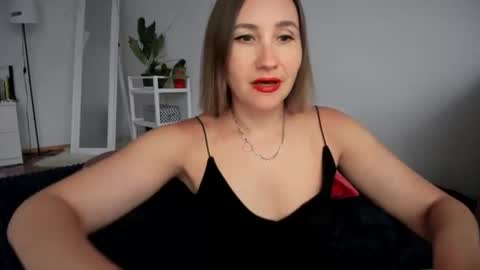 Snapshot of christina_rosse chatting on June 20, 2026, 2:53 pm christina rosse online show from June 20, 2026, 2:53 pm