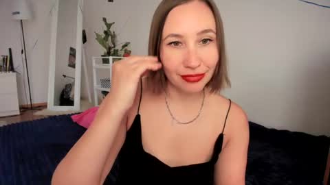 Snapshot of christina_rosse chatting on June 27, 2026, 8:41 am christina rosse online show from June 27, 2026, 8:41 am