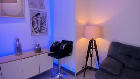 Christine Ford online show from March 6, 2026, 12:01 pm