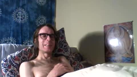 Snapshot of christophe_73 chatting on February 16, 2025, 5:15 pm Chris online show from February 16, 2025, 5:15 pm