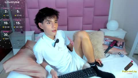 Snapshot of christopher_robin4 chatting on May 31, 2026, 7:59 pm Chris online show from May 31, 2026, 7:59 pm