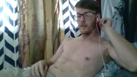 Snapshot of chrisvibess chatting on March 19, 2026, 7:29 pm chrisvibess online show from March 19, 2026, 7:29 pm