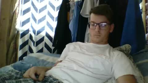 Snapshot of chrisvibess chatting on May 3, 2026, 2:01 pm chrisvibess online show from May 3, 2026, 2:01 pm