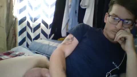 Snapshot of chrisvibess chatting on May 6, 2026, 6:24 pm chrisvibess online show from May 6, 2026, 6:24 pm