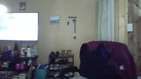 Snapshot of chrisvibess chatting on May 11, 2026, 7:22 pm chrisvibess online show from May 11, 2026, 7:22 pm