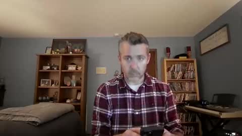 Snapshot of chrisw8121670385 chatting on February 21, 2026, 12:11 am Chris online show from February 21, 2026, 12:11 am