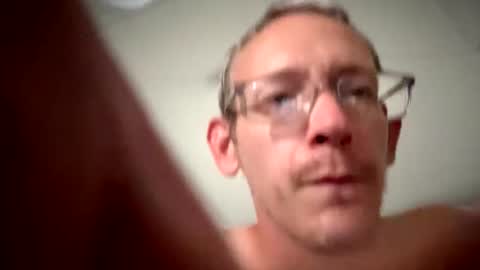 chriswells062590 online show from April 21, 2026, 4:56 pm