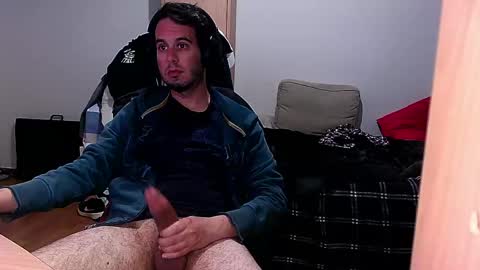 Chromefox123 online show from April 11, 2026, 7:07 pm