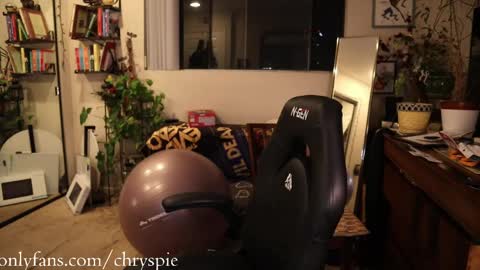 Snapshot of chrysanthulu chatting on May 23, 2026, 5:34 am Chrys online show from May 23, 2026, 5:34 am