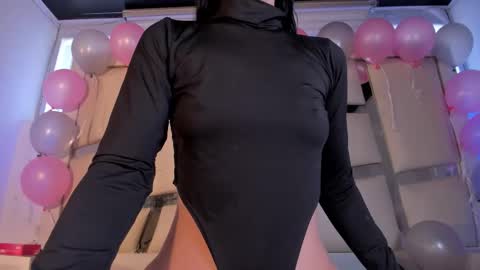 instagram chrystaljade.1 online show from October 25, 2025, 1:29 pm