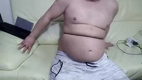 Snapshot of chubbybelly80 chatting on December 3, 2025, 1:13 am Corviglia online show from December 3, 2025, 1:13 am