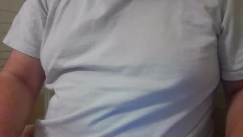 chubbycub14 online show from November 21, 2025, 7:18 am