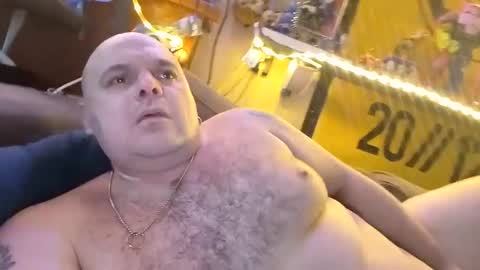 Snapshot of chubbyman40 chatting on February 8, 2026, 3:48 pm chubbyman40 online show from February 8, 2026, 3:48 pm