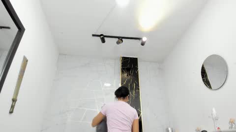 ...   ... online show from January 11, 2026, 5:01 am